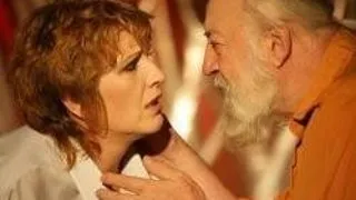 TEATRUL NATIONAL I.L. CARAGIALE PREZINTA ''CU USILE INCHISE''