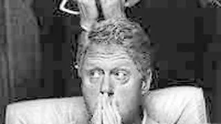 UN OZN IL TREZESTE DIN SOMN PE BILL CLINTON