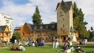 COSTUL STUDENTIEI IN STRAINATATE: 900 DE EURO