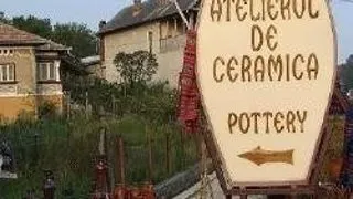 BRANDINGUL SI CONSUMUL TRADITIILOR - CERAMICA DE HOREZU ACASA SI LA PIATA, UN EVENIMENT CU ANTROPOLOGUL BOGDAN IANCU