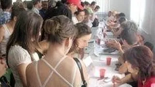BURSA LOCURILOR DE MUNCA, INSUFICIENTA PENTRU NUMARUL MARE DE SOMERI