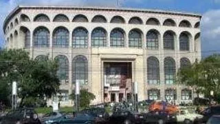 SPECTACOLE GRATUITE PRIN PROIECTUL 'TEATRUL DE NOAPTE', BUCURESTI
