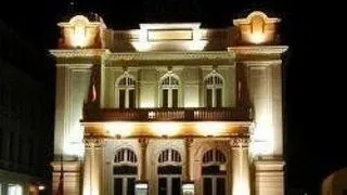 TEATRU DE NOAPTE IN BUCURESTI
