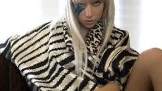 PICTORIAL LADY GAGA IN ELLE