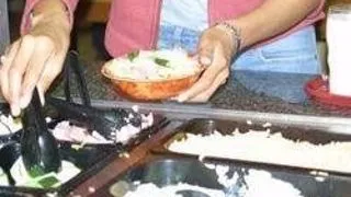 STUDENTII AR PUTEA AVEA O PAUZA DE MASA DE DOUA ORE