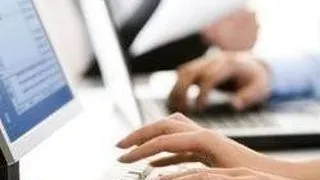 STUDENTII POT DEVENI CONSULTANTI LA PRICEWATERHOUSECOOPERS
