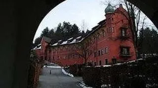 SUMMER UNIVERSITY PROGRAM IN AUSTRIA