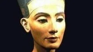 NEFERTITI DEZVALUITA (II)