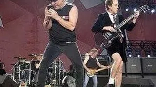 AC/DC, concertul anului
