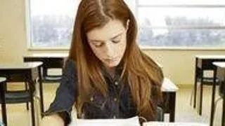 Nemultumire de student: Am media 10 si nu iau bursa!