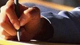 Au inceput inscrierile la concursul "Incubatorul de condeie"