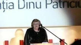 Profesori ai Unibuc, castigatori la Gala Premiilor in Educatie 2010