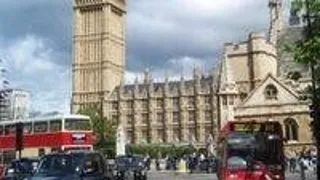 Studentii au protestat violent la Londra