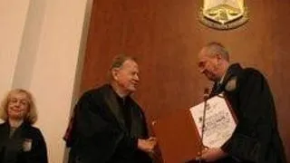 Acordare Doctor Honoris Causa profesorului Hayden White