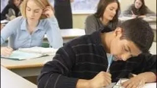 SINGURA UNIVERSITATE DE TOP SI-A DESCHIS PORTILE