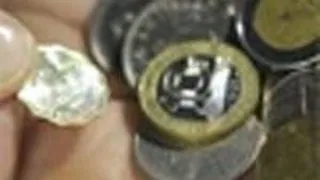 EURO SE SCUMPESTE, CREDITUL NU SE IEFTINESTE