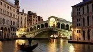 Pleaca cu o bursa de studiu in Italia!