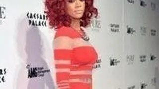 Rihanna a pozat nud pentru o campanie Nivea (foto)