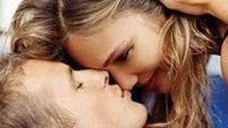 Flirt: Cum creezi tensiune sexuala