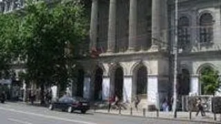 Premiera la Universitatea din Bucuresti