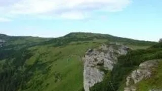 TRASEE MONTANE CEAHLAU - TRASEUL MONTAN CABANA IZVORU MUNTELUI - POIANA MAICILOR - CABANA DOCHIA