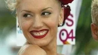 7 stiluri vestimentare abordate de Gwen Stefani
