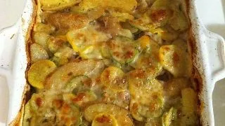 Reteta zilei: Cartofi cu branza si dovlecei