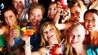 3 ponturi ca sa nu adormi in noaptea de Revelion
