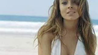 TOP MAXIM: LINDSAY LOHAN, MAI SEXY DECAT ANGELINA JOLIE
