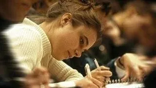 Studentii definesc viitorul: Universitatea romaneasca in anul 2020