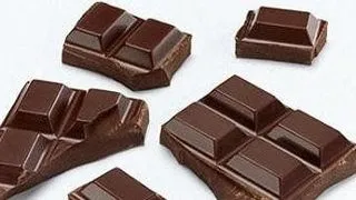 Ciocolata neagra: 3 motive pentru a o consuma zilnic