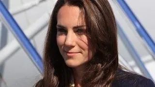 Stil de vedeta: 4 tinute Kate Middleton