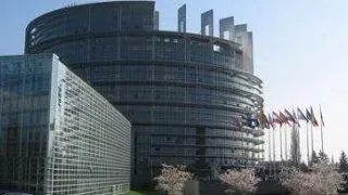 Parlamentul European organizeaza stagii platite de traducere