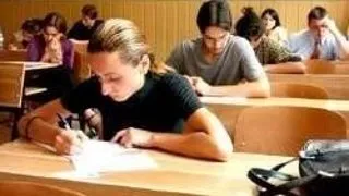 Pentru elevi si studenti, fituicile sunt nemuritoare