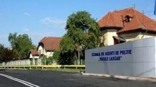 Admitere 2012: Circa un sfert dintre candidatii la scolile de subofiteri din Campina si Cluj nu au fost admisi