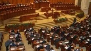 INVESTIREA NOULUI PARLAMENT AL TINERILOR