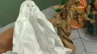 Cum sa faci o fantoma infricosatoare pentru Halloween