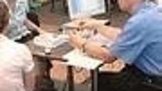 CU MANUSILE IN CUI PANA LA RUNDA DOI IN MECIUL CREDITELOR