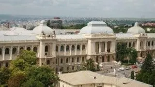 Studentii Universitatii Alexandru Ioan Cuza din Iasi asteapta bursele sociale si medicale
