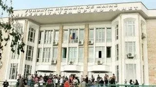 Absolventii Spiru Haret au castigat in justitie lupta pentru diplomele de licenta