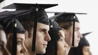 Studentii cer ajutor pentru tinerii care nu au sansa de a urma o facultate