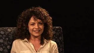 Ioana Blaj si soarta puiului de casa. In avanpremiera la "Domestic"