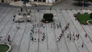 Studentii nemultumiti: Tinerii din Romania, trimisi la coada vacii!