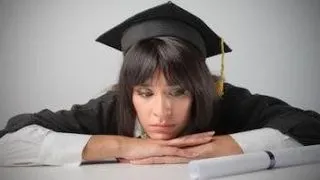 Romania, codasa la absolventi in UE: studentii renunta la facultate din cauza costurilor piperate