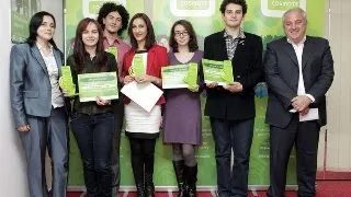 Tinerii studenti, candidati eligibili pentru Bursele Cosmote