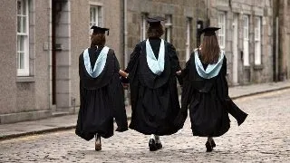 Britanicii discrimineaza studentii romani. Se incearca descurajarea imigrarii?