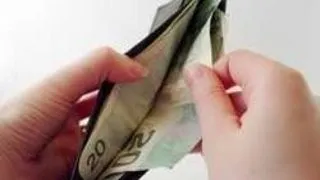 TAXE SI TARIFE UNIVERSITARE - CAT TE COSTA O FACULTATE IN 2007