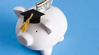 Bursele sociale, un esec al Ministerului Educatiei in privinta reducerii ratei abandonului univesitar!