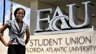 O adolescenta americana a absolvit in acelasi timp liceul si facultatea!
