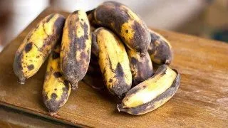 Moduri delicioase de a folosi bananele innegrite